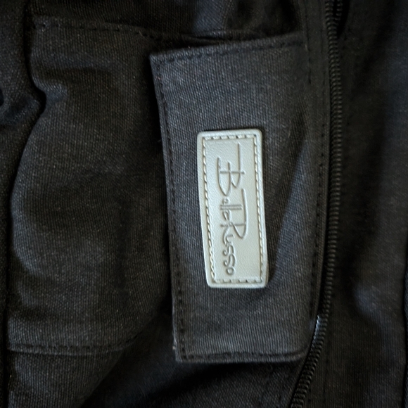 Bella Russo canvas backpack with USB port - Picture 4 of 4